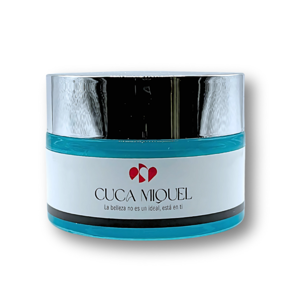 Crema antiedad con retinol puro y vitamina C, tratamiento intensivo para piel madura, firmeza y luminosidad visibles.